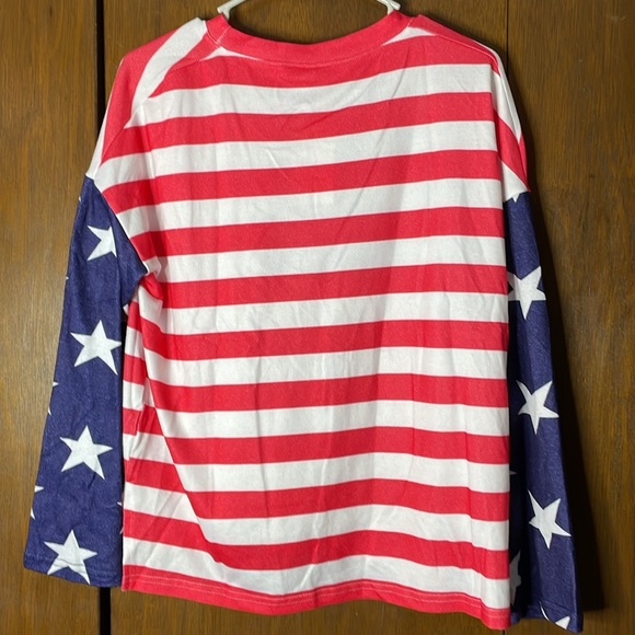 Womans USA Flag Long Sleeve Shirt - NEW - Picture 2 of 3